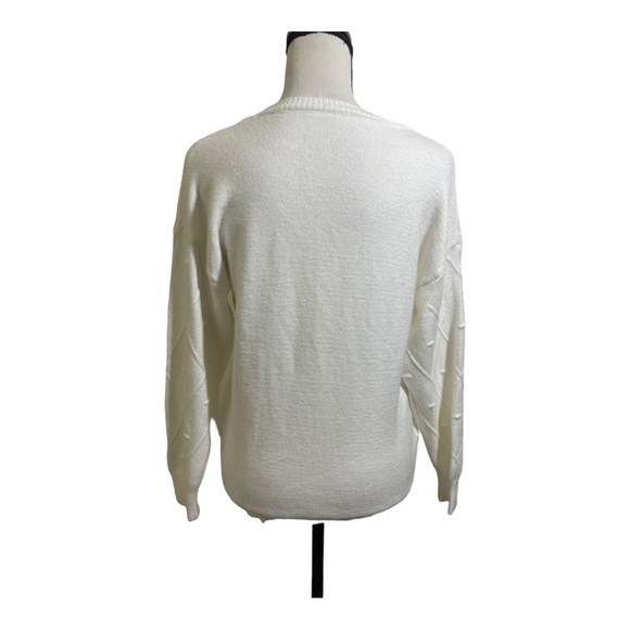 Sweater Viscose crewneck pom pom chevron pattern super soft. Fits medium… - Picture 5 of 10